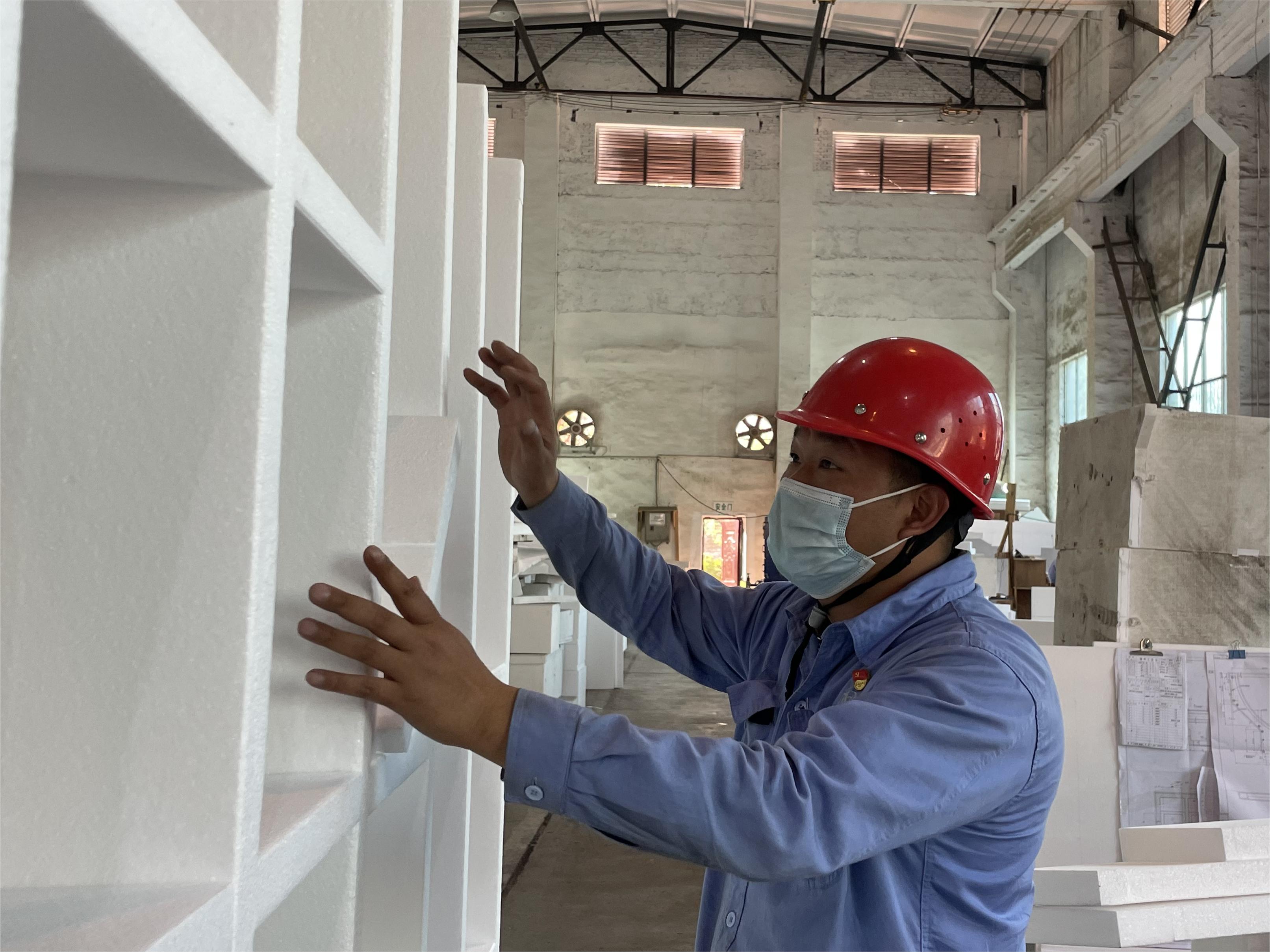 【身邊榜樣】雷建偉：扎根一線深耕耘，力行匠人“模”出彩